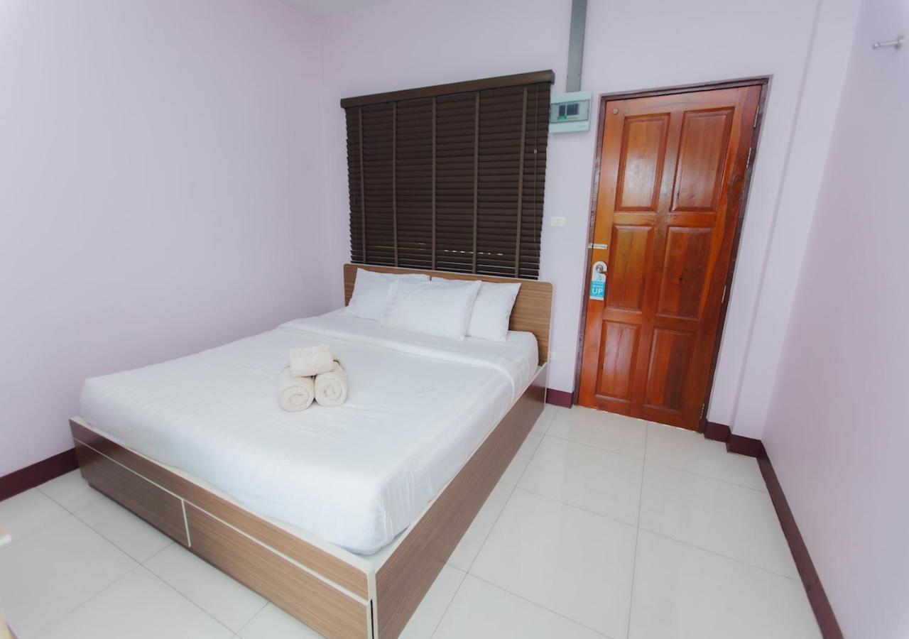 Bloom Guesthouse Chiang Mai Exterior photo